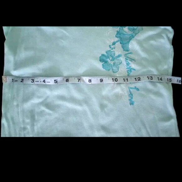 Garage Women's Sky Blue Floral Short Sleeve V-Neck Tee, Large - Picture 13 of 15